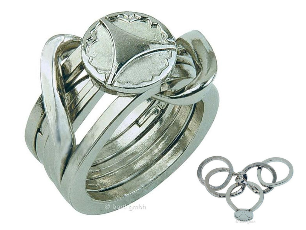Metall Cast Puzzle Ring II