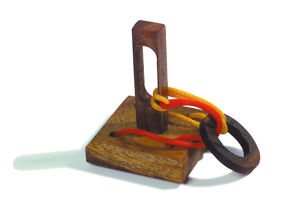 Seilpuzzle Verräckter Ring